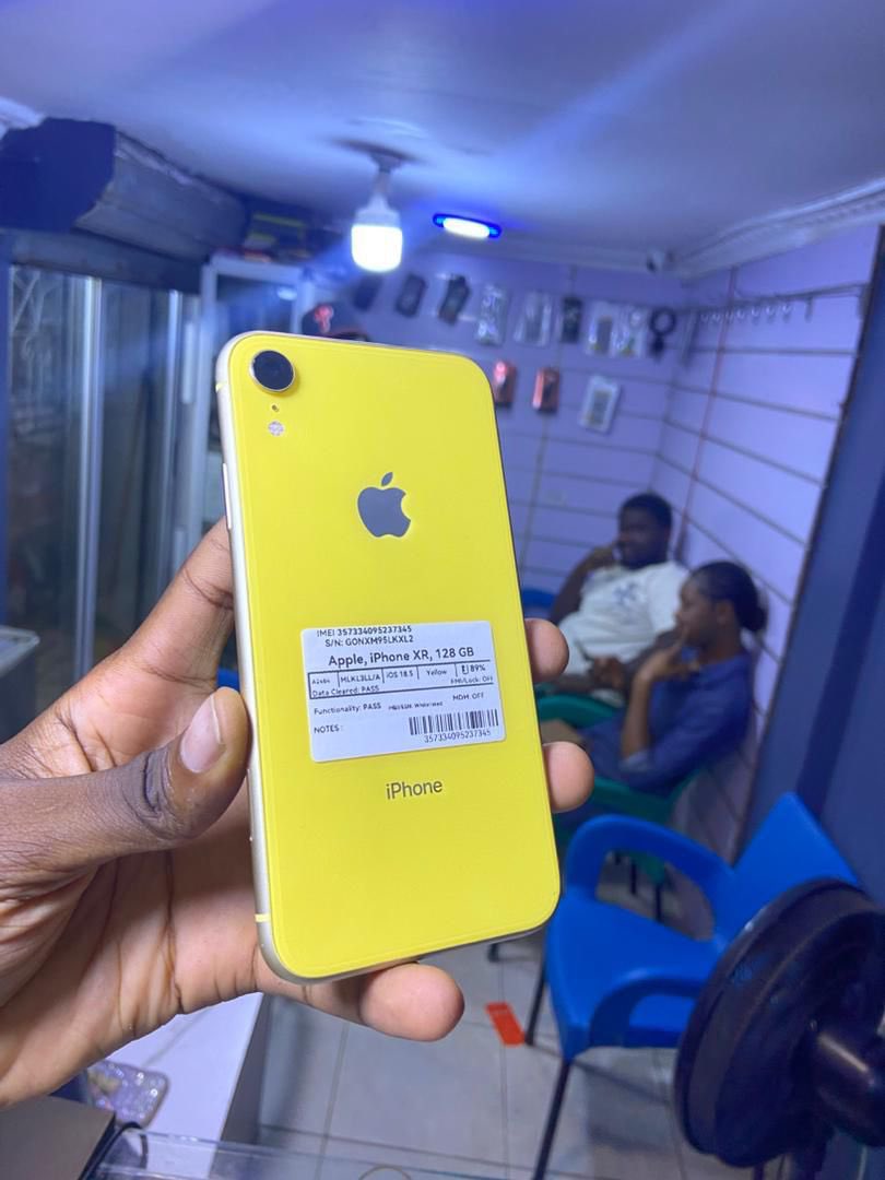 TargetPhonesgh's tweet image. iPhone XR 128gb 
Bh 89
Ghc2300