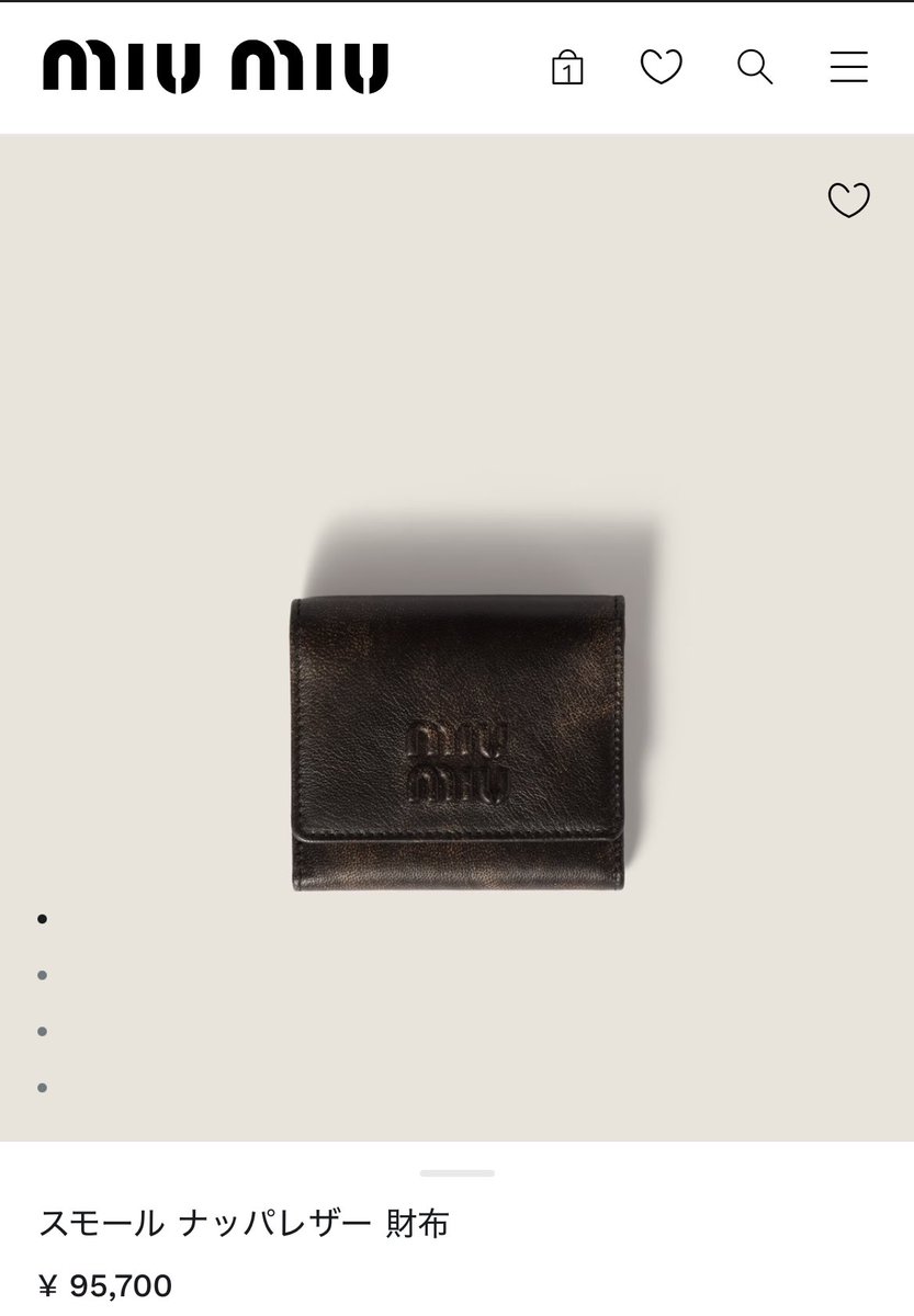 ra6i02's tweet photo. miumiuはこのレザーのシリーズが好き https://t.co/bwshZlsj9h