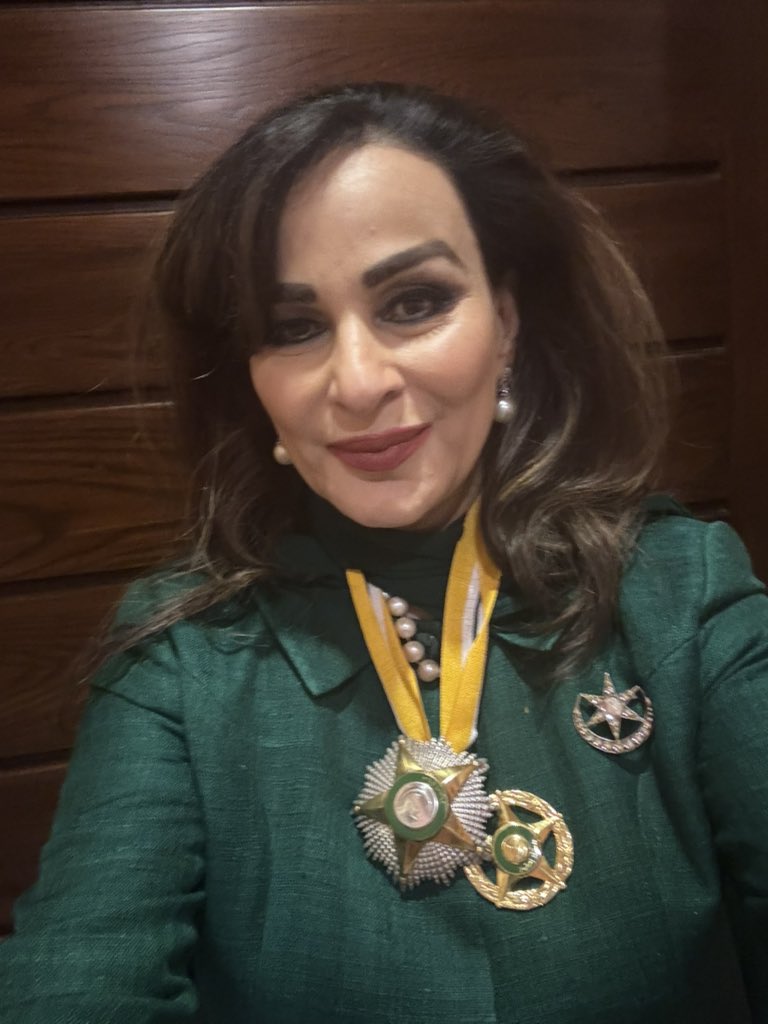 SenatorSherryRehman (@sherryrehman) on Twitter photo Deeply grateful to President <a href="/AAliZardari/">AsifAliZardari</a> & PM <a href="/CMShehbaz/">Shehbaz Sharif</a> for honouring me with my second civilian award today 🙏
Already have been humbled with the highest Nishan-i Imtiaz earlier in service to my motherland Pakistan 💚
Thank you also <a href="/BBhuttoZardari/">BilawalBhuttoZardari</a> for your leadership and Deeply grateful to President <a href="/AAliZardari/">AsifAliZardari</a> & PM <a href="/CMShehbaz/">Shehbaz Sharif</a> for honouring me with my second civilian award today 🙏
Already have been humbled with the highest Nishan-i Imtiaz earlier in service to my motherland Pakistan 💚
Thank you also <a href="/BBhuttoZardari/">BilawalBhuttoZardari</a> for your leadership and