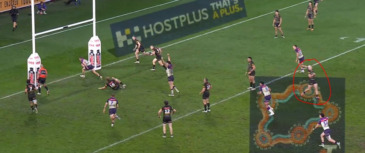 NRLSilverback's tweet photo. Can someone tell Dylan Edwards he's not supposed to run AWAY from the guy with the ball? 😂😂😂 #NRLPanthersStorm https://t.co/gP4OCudBLb