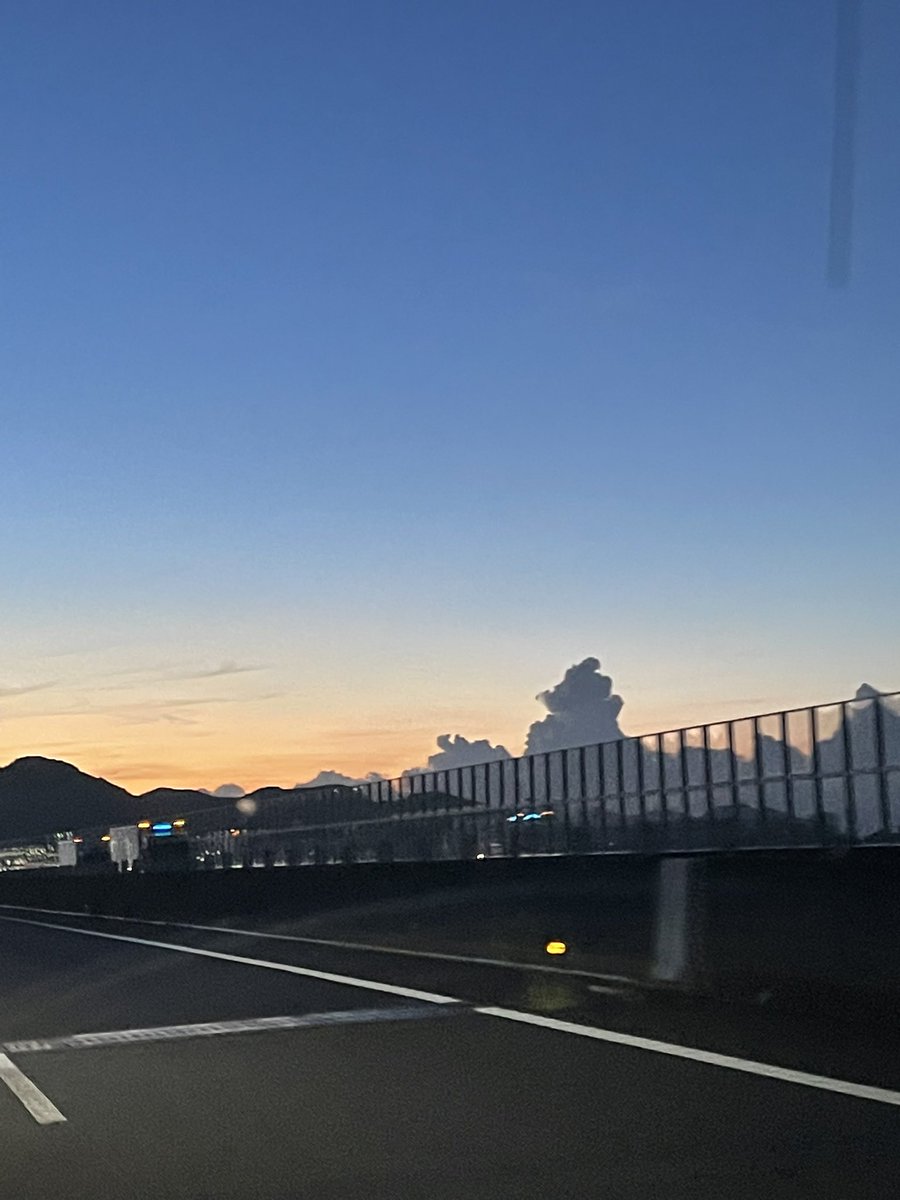 夏の空っていいよね👍