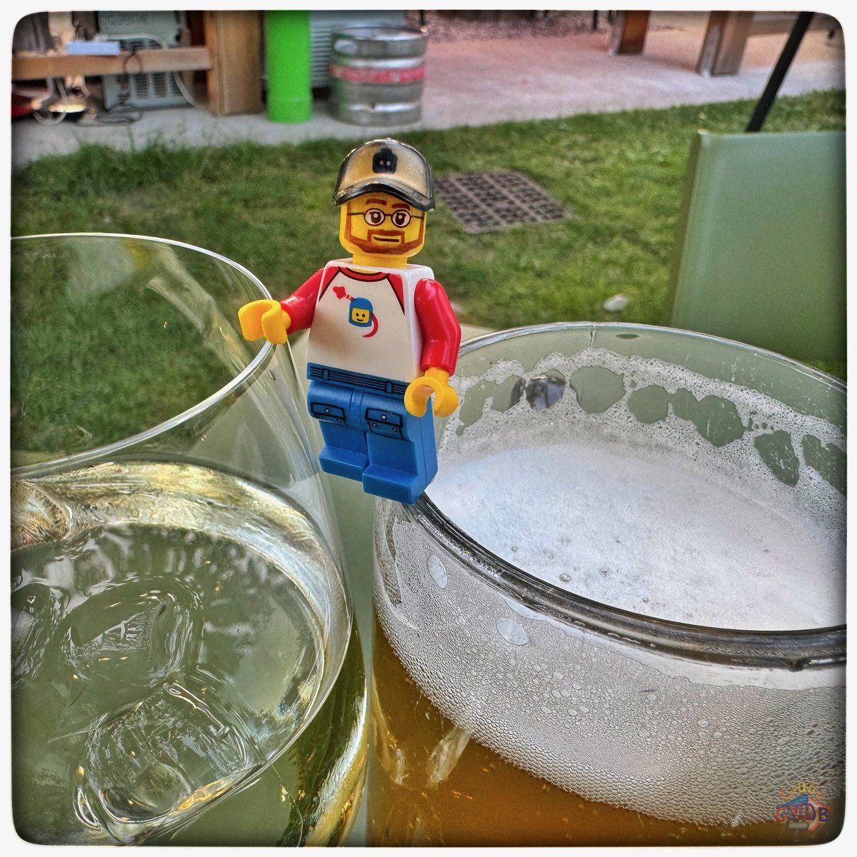 #MiniG vi ricorda l'importanza di idratarsi con questo caldo 🥂🍹🍻