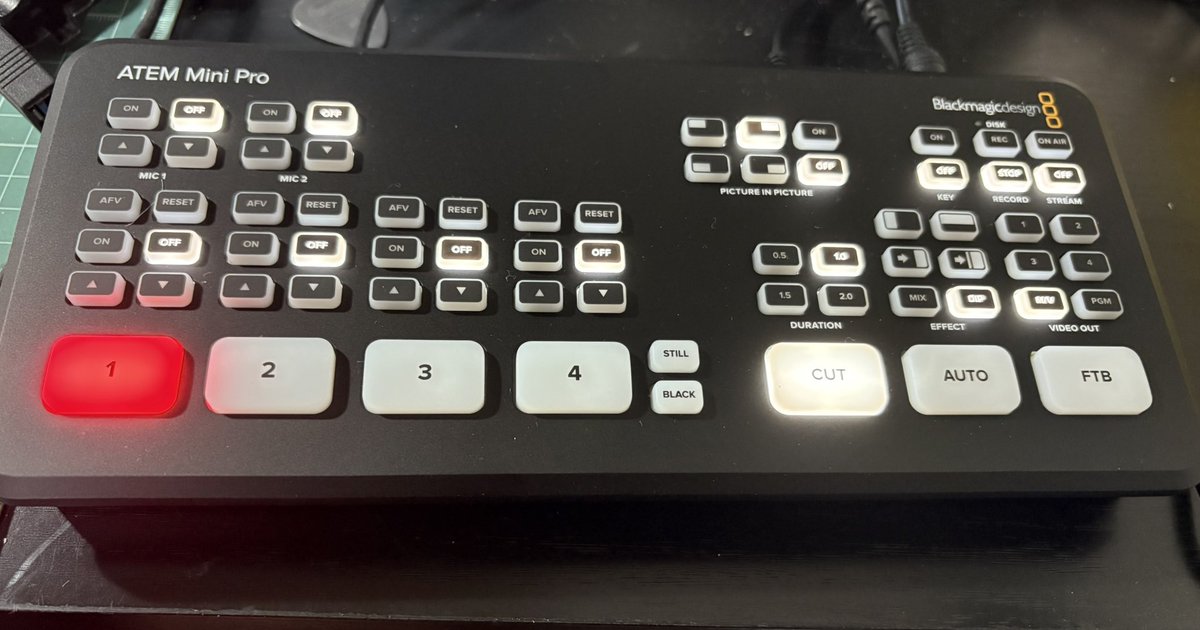 GypsyZenn's tweet image. 購入してから半年以上、、、

やっとこさ開封してOBSにも接続完了!!

早く第2カメラ買わねば‼️
#atemminipro
@Blackmagic_News 
#ライブ配信