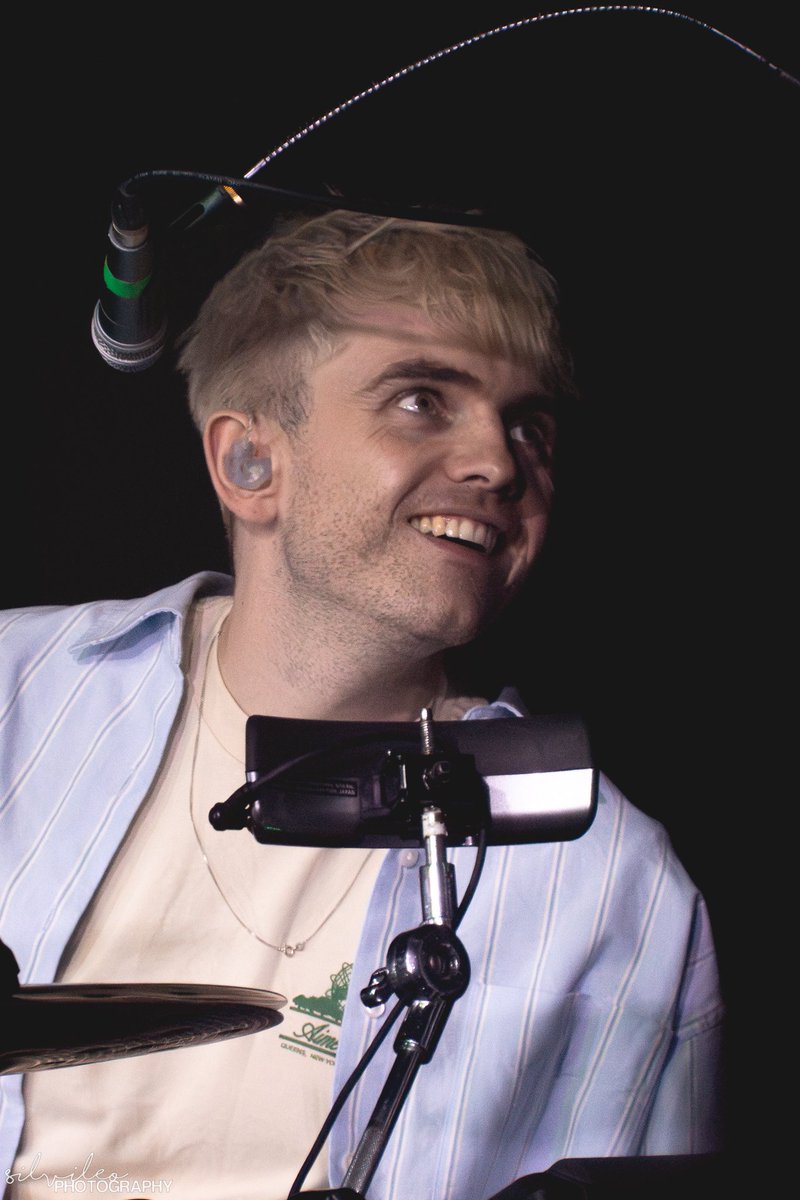 Silvileo_x's tweet photo. This is for all the Marcus girlies, bcs everyone loves smiley Marcus!
Marcus @ Colours Hoxton, London (27 July 2025)
( @marcus_otp @onlythepoetsuk )
#otp #onlythepoets #poetsarms #concertphotography https://t.co/QRU8LBJXx6