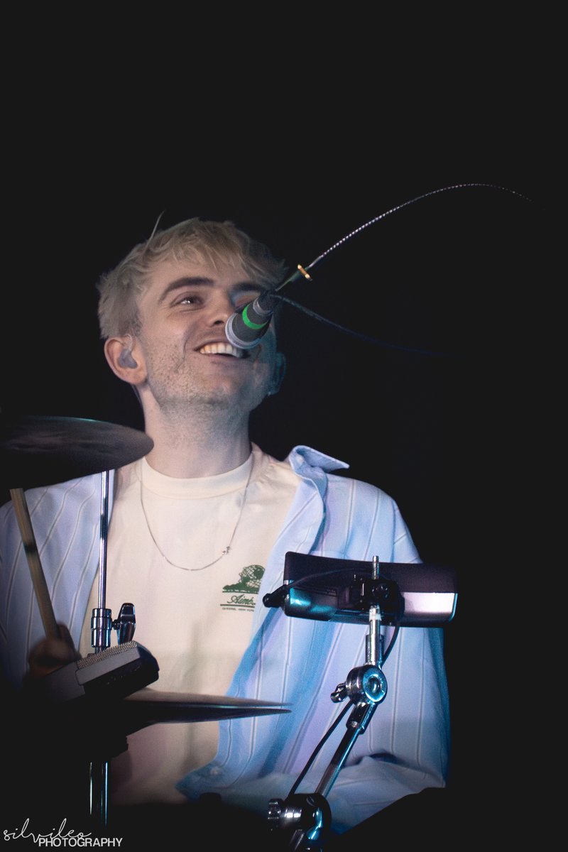 Silvileo_x's tweet photo. This is for all the Marcus girlies, bcs everyone loves smiley Marcus!
Marcus @ Colours Hoxton, London (27 July 2025)
( @marcus_otp @onlythepoetsuk )
#otp #onlythepoets #poetsarms #concertphotography https://t.co/QRU8LBJXx6