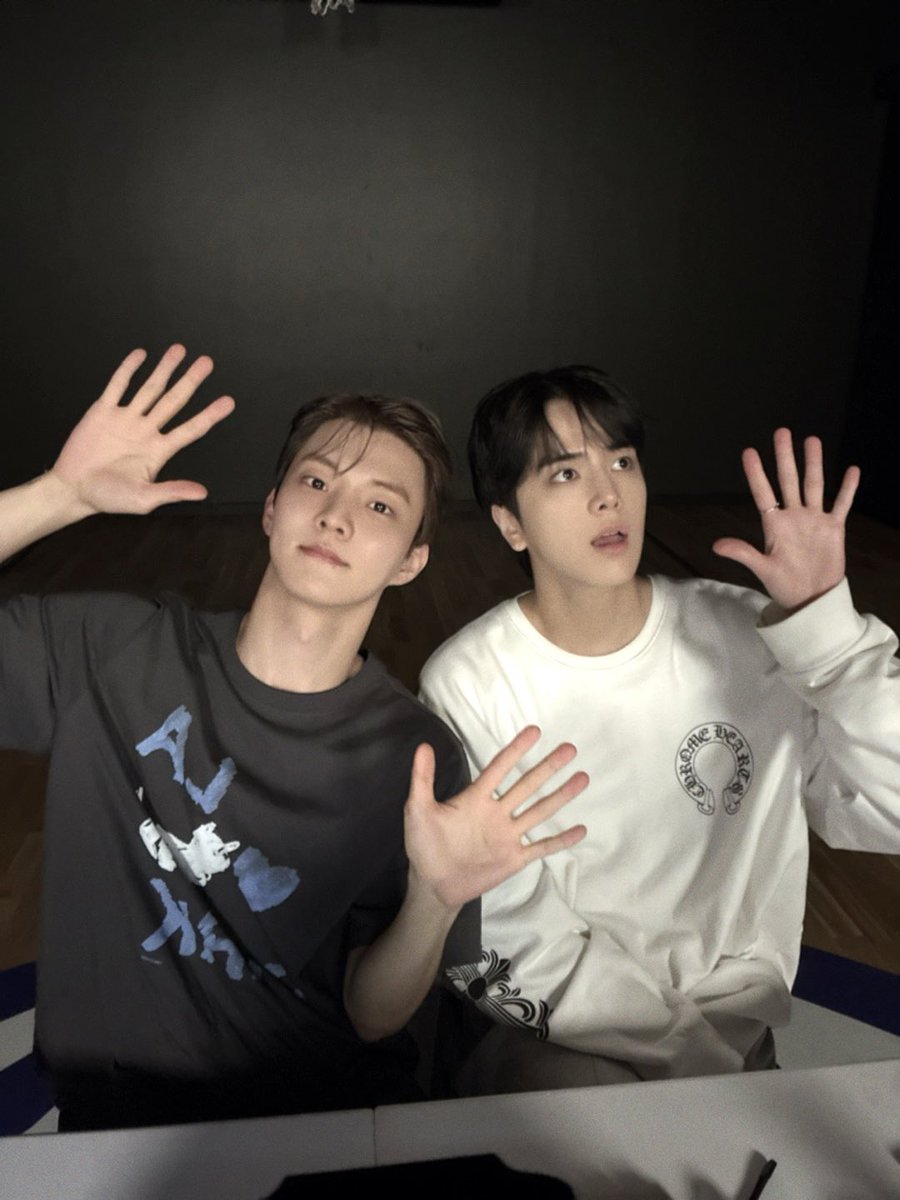 [📸] 아직까지 남아 있는 더위도 싹 날려 줄 영훈이랑 큐의 공포 게임 체험기🥶

youtu.be/UCywk9XierI

#THEBOYZ #더보이즈
#YOUNGHOON #영훈 #Q #큐