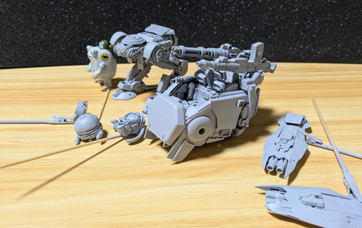 catsgirl72's tweet photo. もらったジャンク品 【AT-ST ウォーカー】を 無謀にも猫娘&Cクマ専用ロボに改造して遊ぶ♪
°˖☆◝(⁰ω⁰)◜☆˖° パート2
#スターウォーズ #ATST #starwars #プラモデル #グレイスカルピー #改造
猫娘の制作ブログ⇩
https://t.co/IG2vmiJ3DO https://t.co/ED0OIrtLCA