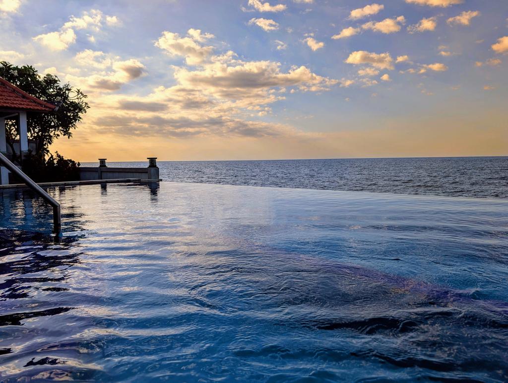 friedrichbaier's tweet photo. Seele baumeln lassen 
#Bali https://t.co/j5iT6dS54M