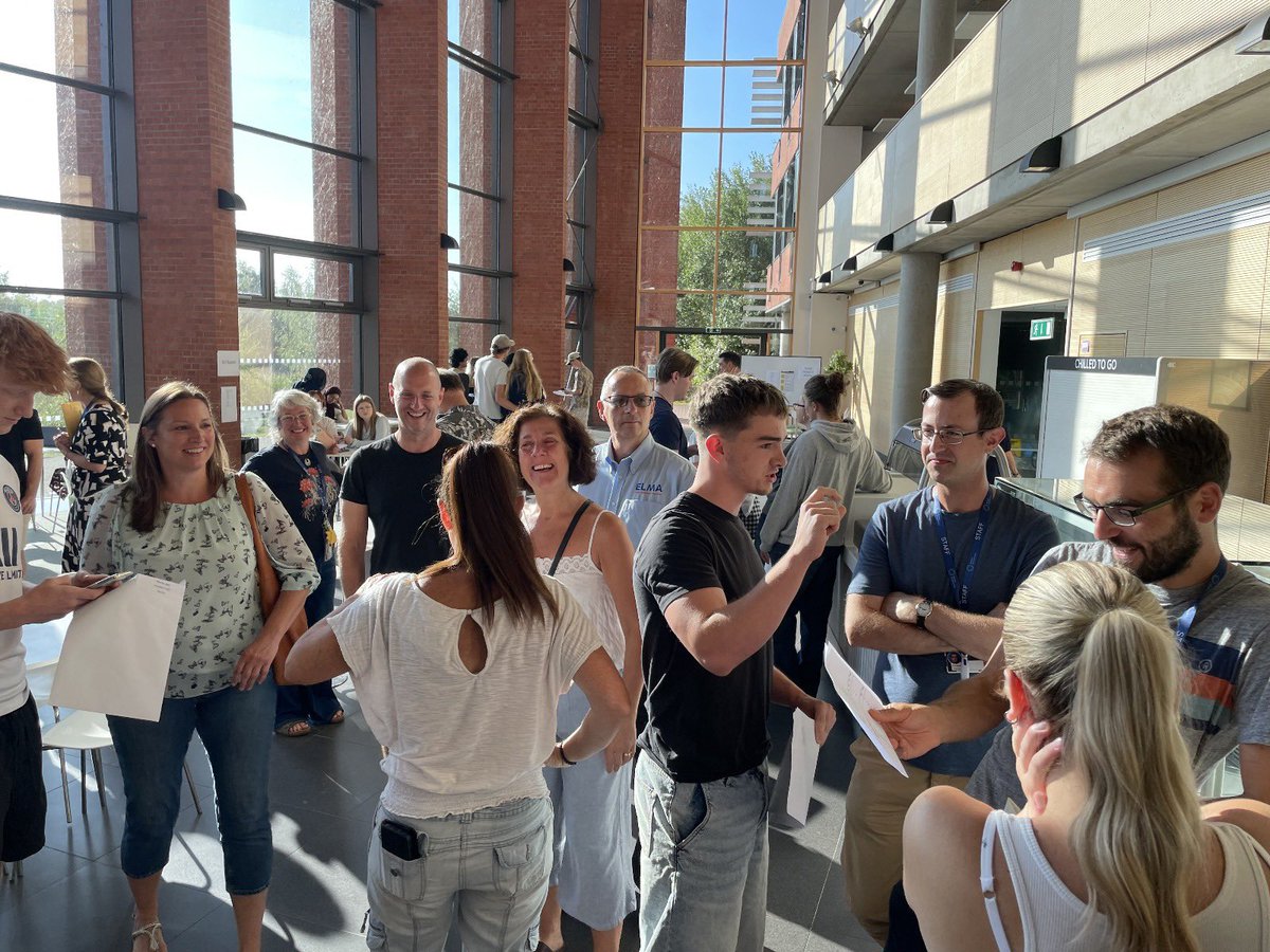 Kimberley College tweet media