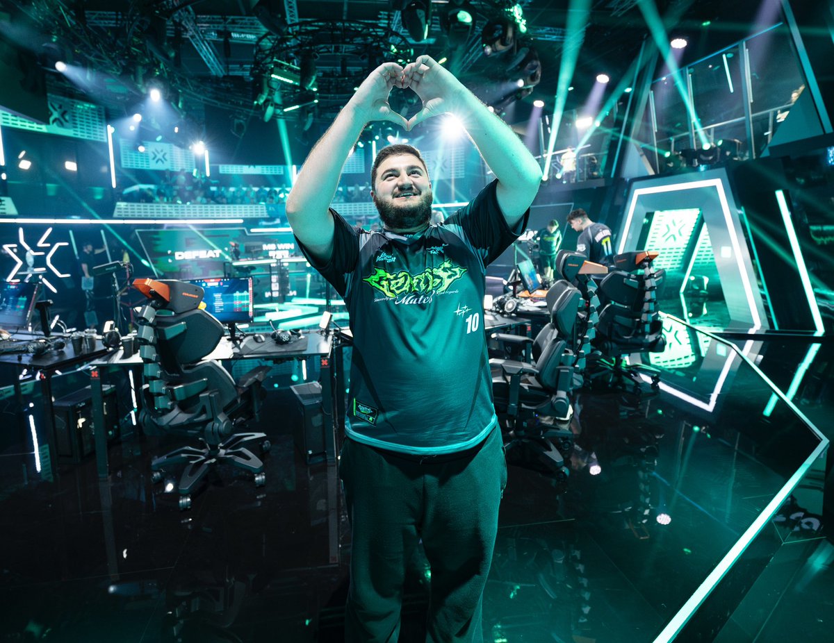 beyAzBEAST's tweet image. THE LAST DANCE 🥹 
Dernier match de VCT vs Vitality à 19h pour clôturer notre chapitre sur VALORANT. Hommage à SBG/M8 Valorant 🫡 
On s’en rappellera des bon souvenirs ❤️ #M8WIN