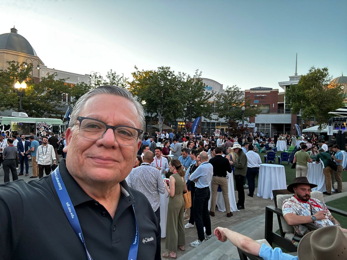 IntegrasysSA's tweet image. 🙌 Thanks for joining us at the 39th Annual @SmallSat!

Special thanks to our VP of Sales–Americas, for inspiring conversations and valuable insights on innovation and collaboration. 

#SmallSat #INTEGRASYS #SatelliteConference #Gratitude #ShapeTheFuture
