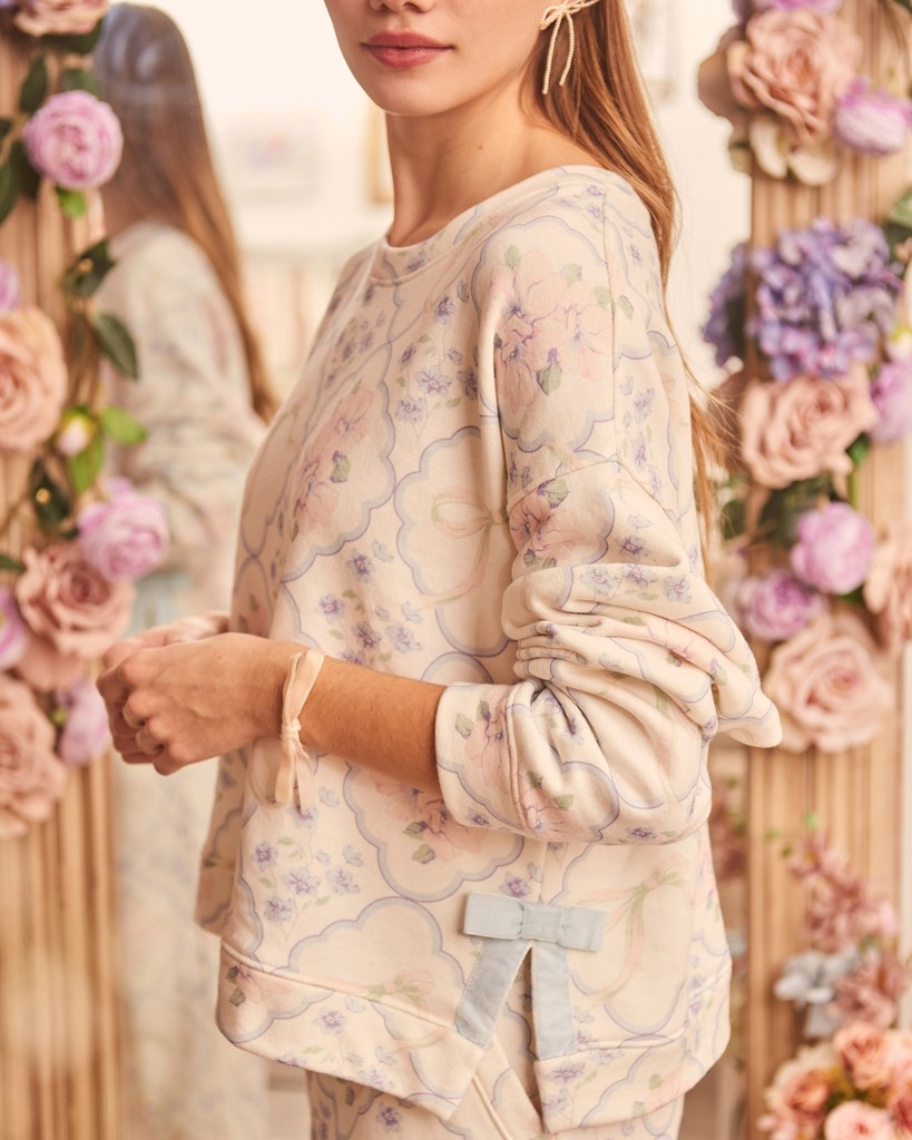 AntesMuertas's tweet photo. 2X1 EN SHOWROOM💞 Te esperamos en Showroom Palermo con 2x1 para que puedas llevarte todos estos diseños. Visitanos este jueves 14, viernes 15 y sábado 16 de 13 a 18.30 hs en Gurruchaga 1060, Timbre *825.
⁠
#AntesMuertas #FW25 #Storyteller #WinterVibes #2x1 #OurFaves https://t.co/vci0iy2EF7