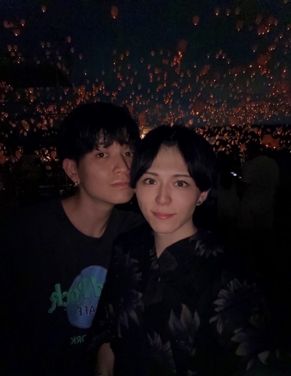 yunyun_you's tweet photo. SUMMER VACATION 🕯️ https://t.co/2nR8ISEqRQ