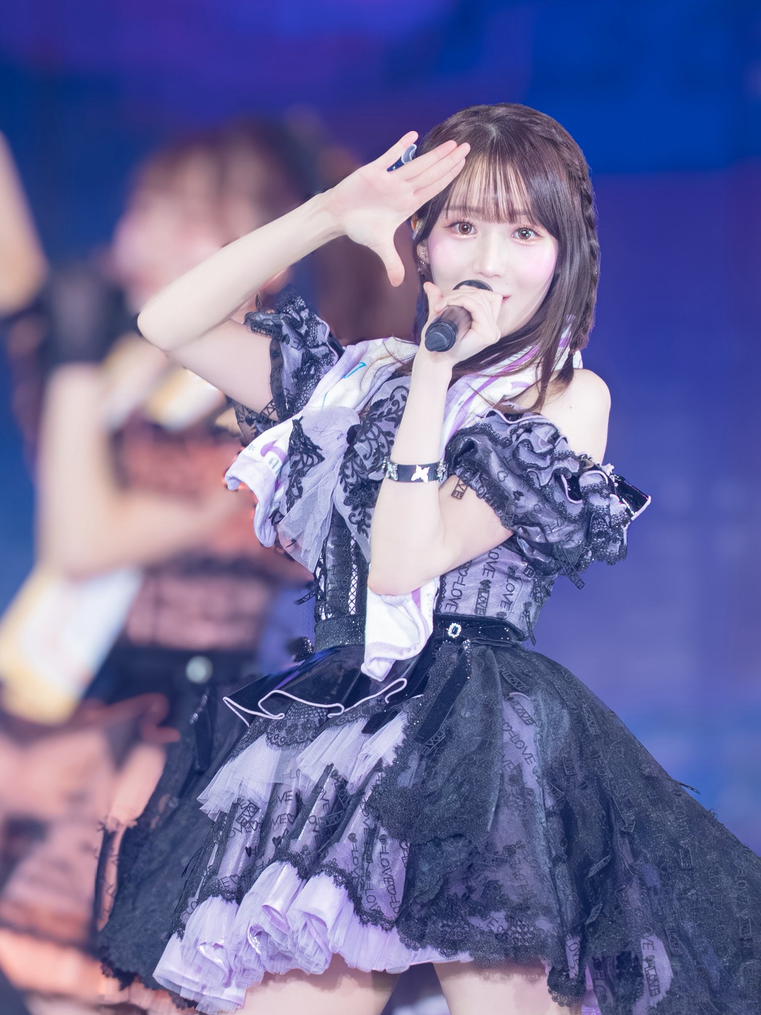 r*a様 大谷映美里 生写真 直筆 黒衣装 2025 大谷映美里 生写真 セット - メルカリ