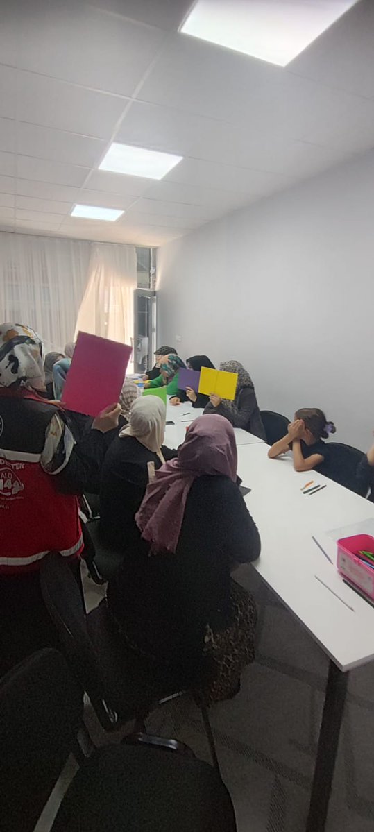 Siirt Aile ve Sosyal Hizmetler İl Müdürlüğü (@siirtashim) on Twitter photo Kurtalan Sosyal Hizmet Merkezimiz tarafından, ADEM-2’de düzenlenen Aile Eğitim Programı kapsamında Etkili ve Yetkin Ebeveynlik konulu interaktif eğitimde ailelerimizle verimli bir buluşma gerçekleştirilmiştir.
<a href="/Dr_KemalKzlkaya/">Dr. Kemal KIZILKAYA</a>
<a href="/MahinurOzdemir/">Mahinur Özdemir Göktaş</a>
<a href="/ashb_eydb/">Eğitim ve Yayın Dairesi Başkanlığı</a>
<a href="/tcailesosyal/">T.C. Aile ve Sosyal Hizmetler Bakanlığı</a> Kurtalan Sosyal Hizmet Merkezimiz tarafından, ADEM-2’de düzenlenen Aile Eğitim Programı kapsamında Etkili ve Yetkin Ebeveynlik konulu interaktif eğitimde ailelerimizle verimli bir buluşma gerçekleştirilmiştir.
<a href="/Dr_KemalKzlkaya/">Dr. Kemal KIZILKAYA</a>
<a href="/MahinurOzdemir/">Mahinur Özdemir Göktaş</a>
<a href="/ashb_eydb/">Eğitim ve Yayın Dairesi Başkanlığı</a>
<a href="/tcailesosyal/">T.C. Aile ve Sosyal Hizmetler Bakanlığı</a>