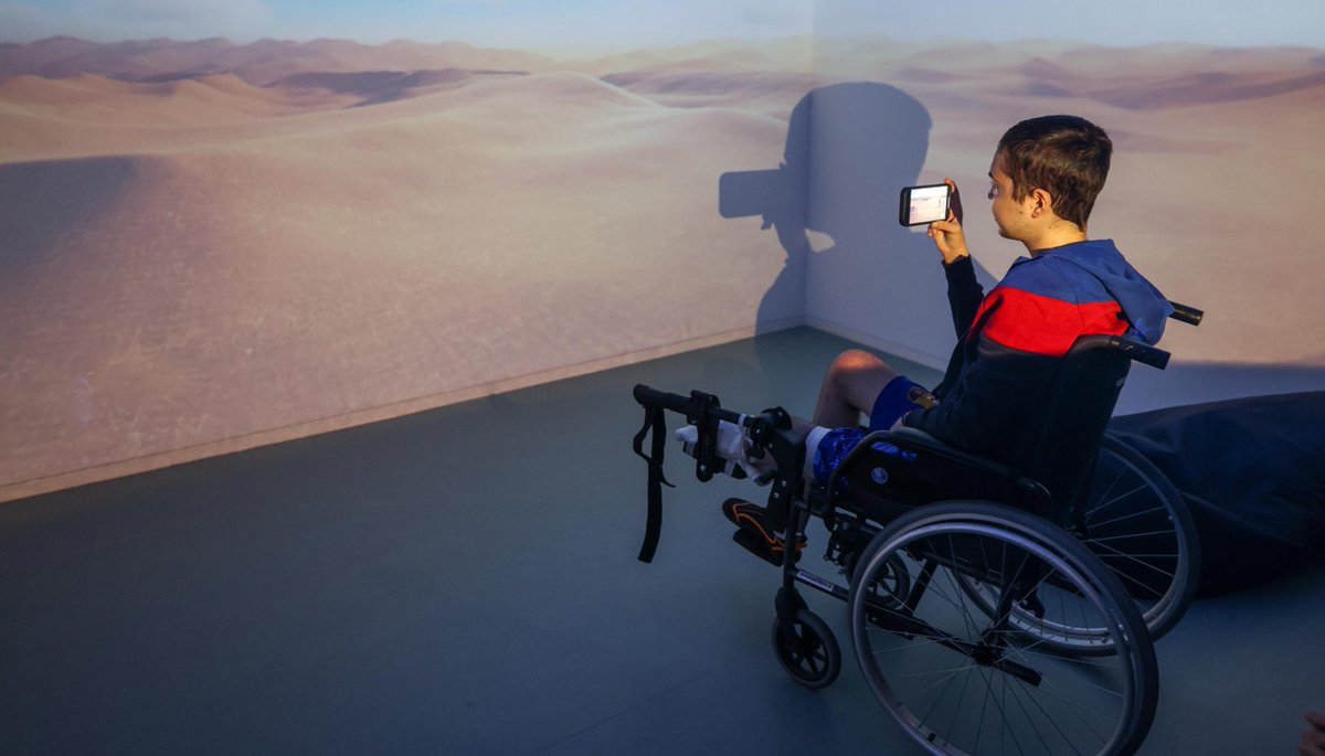 We’re proud to bring Espai Fundació Barça to life with Fundació Barça &amp; Vall d’Hebron Hospital: an immersive room co-created with 50 teens to boost emotional wellbeing during long treatments. ⚽
✨ Patients can now step inside like iconic players!

🔗 broomx.com/blog/all-posts…
