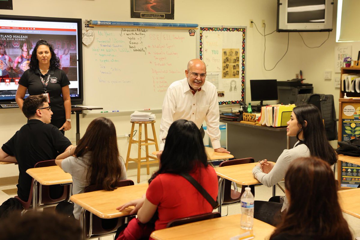 SuptDotres's tweet photo. Nothing beats the energy of a first day! Kicked off my school visits at @WestlandHialeah where it was energizing to see our students, teachers, and staff ready for an incredible year. A huge shout-out to our amazing cafeteria workers and the Department of Food and Nutrition for providing free breakfast and lunch to all students this year! Let's make this the best one yet! #YourBestChoiceMDCPS