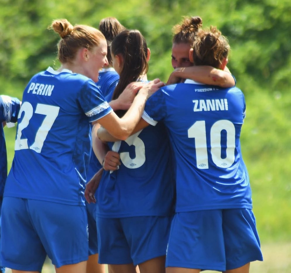 WomenFootballN_'s tweet photo. 🤝 L’Amichevole di questa mattina tra #GenoaWomen🔴🔵 e #Freedom🔵⚪️ è terminata 2-2
⚽️ #Pasquali (FRE)
⚽️ #Massa (GEN)
⚽️ #Kaabachi (FRE)
⚽️ #Sondergaard (GEN)
#SerieAWomen #SerieBFemminile https://t.co/nUuOBgD17C