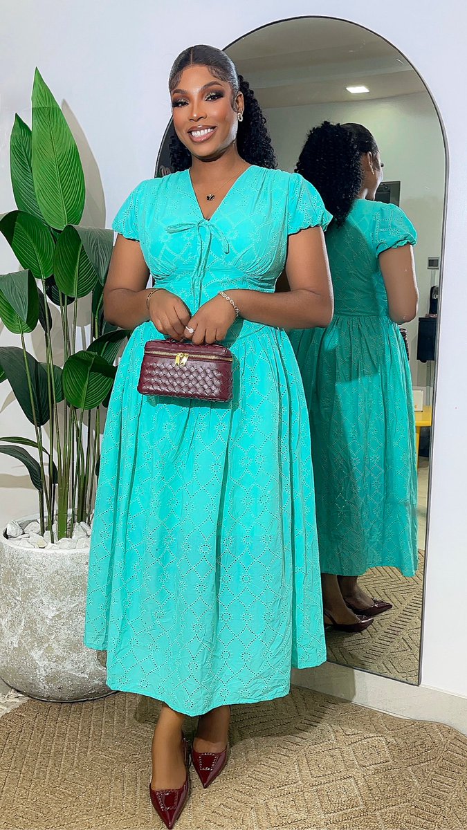 Cocomi_jane's tweet photo. To all my pretty/hot new mutuals ❤️ 

I am a fashion designer and I make really beautiful outfits with high quality fabrics.

All our clothes are made on order and take 3-4 working days. 
Looking forward to your patronage 🌸 https://t.co/ZtpjW9haBX