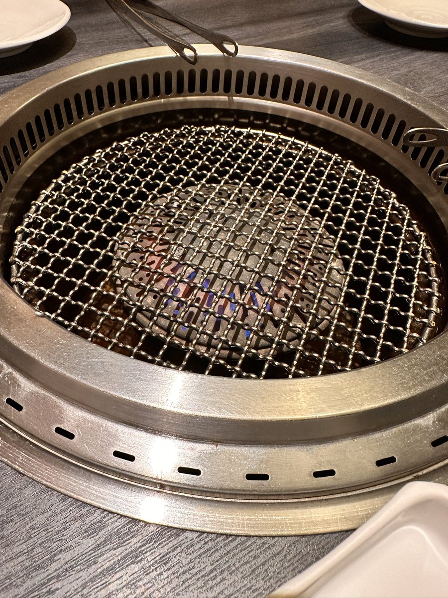 見えますよね？美味しいお肉が😋