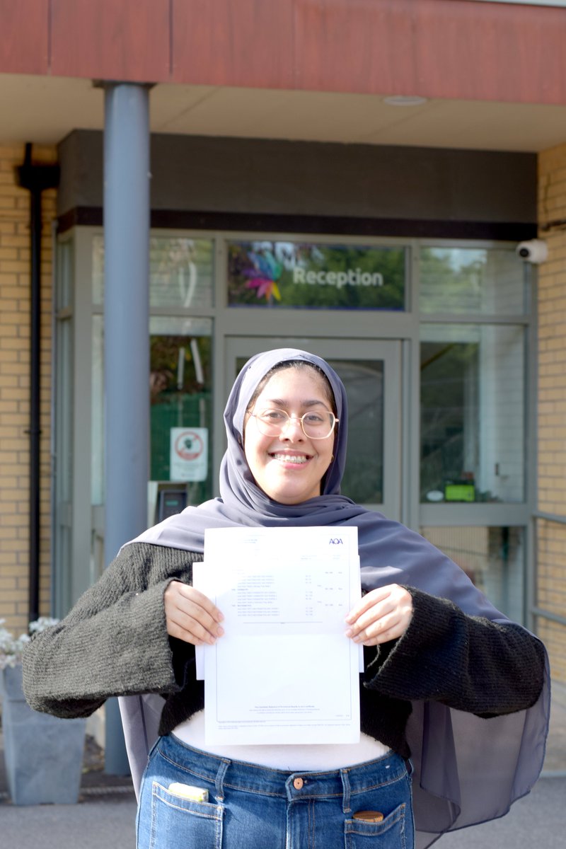 iExel Education Trust tweet media