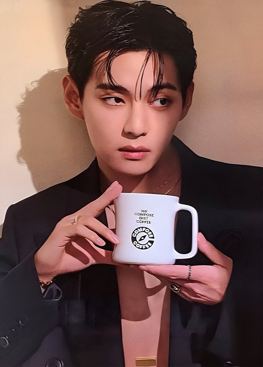 خیلی خیلی خیلی جذابه:)
V FOR COMPOSE COFFEE
COMPOSE COFFEE MODEL V
V COMPOSED IS COMING
#TaehyungxComposeCoffee
#V #뷔 #컴포즈커피
#eVeryoneIsAComposer 
#VxComposeCoffee
