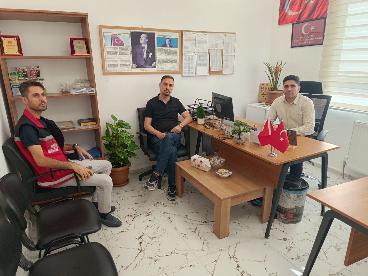 Siirt Aile ve Sosyal Hizmetler İl Müdürlüğü (@siirtashim) on Twitter photo Kurtalan Sosyal Hizmet Merkezimiz ASDEP kapsamında ilçemizde bulunan Kurtalan İlçe Sağlık Müdürlüğü ziyaret edilmiş olup, Sosyal Hizmet Merkezi Müdürlüğümüzün sunmuş olduğu hizmetler hakkında bilgiler verilmiştir.
<a href="/Dr_KemalKzlkaya/">Dr. Kemal KIZILKAYA</a>
<a href="/MahinurOzdemir/">Mahinur Özdemir Göktaş</a>
<a href="/tcailesosyal/">T.C. Aile ve Sosyal Hizmetler Bakanlığı</a> Kurtalan Sosyal Hizmet Merkezimiz ASDEP kapsamında ilçemizde bulunan Kurtalan İlçe Sağlık Müdürlüğü ziyaret edilmiş olup, Sosyal Hizmet Merkezi Müdürlüğümüzün sunmuş olduğu hizmetler hakkında bilgiler verilmiştir.
<a href="/Dr_KemalKzlkaya/">Dr. Kemal KIZILKAYA</a>
<a href="/MahinurOzdemir/">Mahinur Özdemir Göktaş</a>
<a href="/tcailesosyal/">T.C. Aile ve Sosyal Hizmetler Bakanlığı</a>