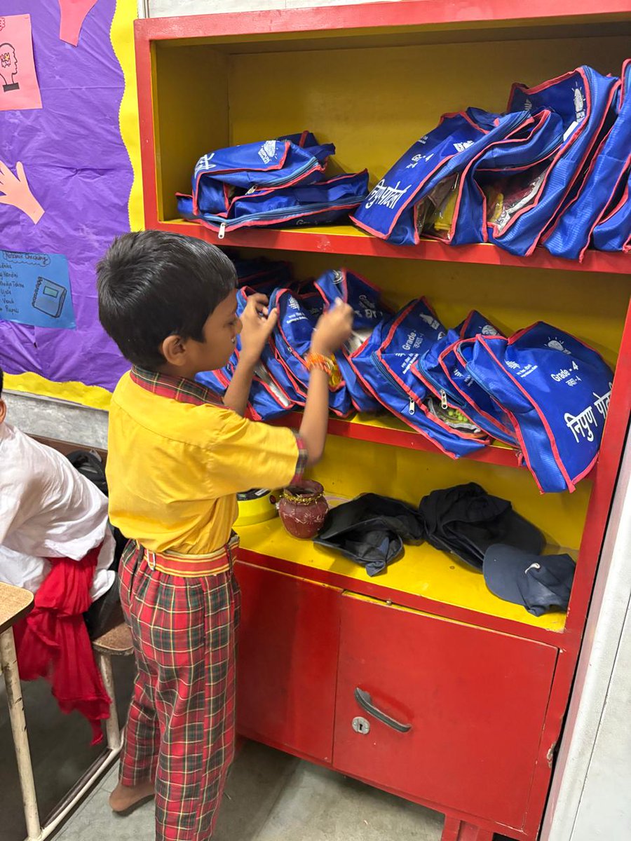 Delhi ko kude se azadi swachhata abhiyan in SV KAKROLA 
<a href="/Dir_Education/">DIRECTORATE OF EDUCATION Delhi</a> ,<a href="/dilli_shiksha/">Dilli Shiksha</a> ,<a href="/Sumanisyadav/">Suman Yadav</a>
