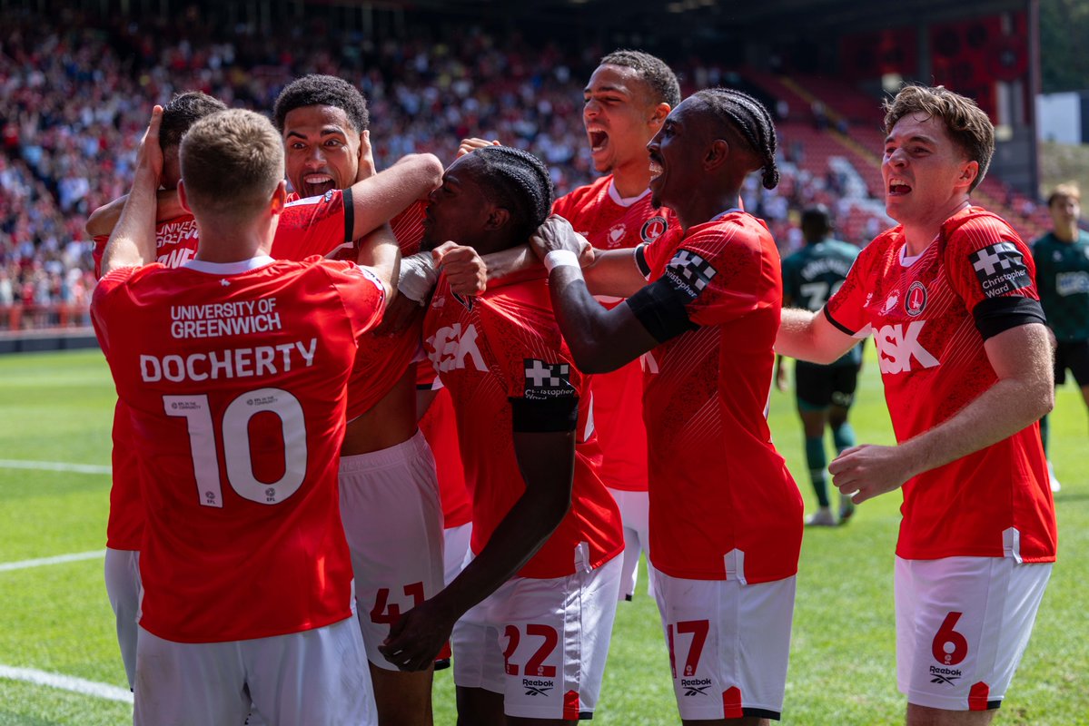 Richard Cawley (@richcawleyslp) on Twitter photo Latest South London Sport: Charlton Athletic Edition Podcast is out.
Get it while it's hot.
<a href="/LouisMend/">Louis Mendez</a> and myself look ahead to Bristol City - including getting info on the hosts from <a href="/DanCarterJourno/">Dan Carter</a> - as well as reflecting on the EFL Cup win over Stevenage.
📷 <a href="/pedwards72/">smilelikeyoumeanit</a> Latest South London Sport: Charlton Athletic Edition Podcast is out.
Get it while it's hot.
<a href="/LouisMend/">Louis Mendez</a> and myself look ahead to Bristol City - including getting info on the hosts from <a href="/DanCarterJourno/">Dan Carter</a> - as well as reflecting on the EFL Cup win over Stevenage.
📷 <a href="/pedwards72/">smilelikeyoumeanit</a>