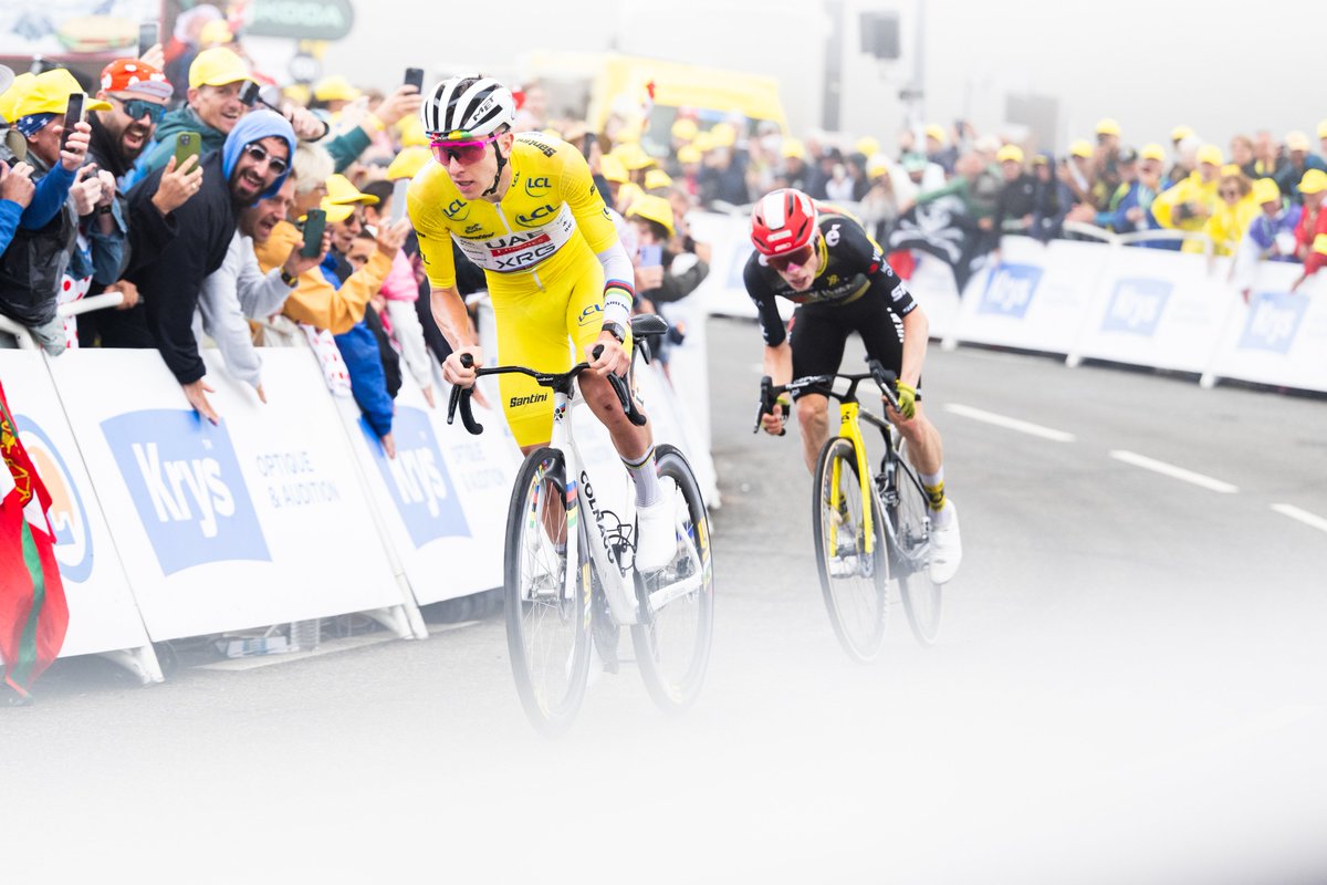 LeTour's tweet image. The 3rd stage in the Pyrénées had some tough climbs on the menu that were ideal for the exploits of the climbers! 🔥

Un menu corsé pour la 3ème étape des Pyrénées, propice aux exploits des grimpeurs ! 🏔️

#TDF2025