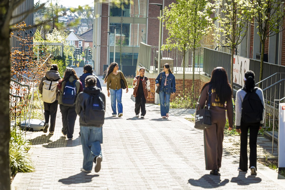“Missing my firm choice was the best thing that happened to me – it brought me to Leicester.” – Dan Flatt, Head of UK Student Recruitment

Clearing isn’t a last resort. We will help you find your fit.

📞 0116 373 6000 👉le.ac.uk/news/2025/augu…

#CitizensOfChange #ChangeIsCalling