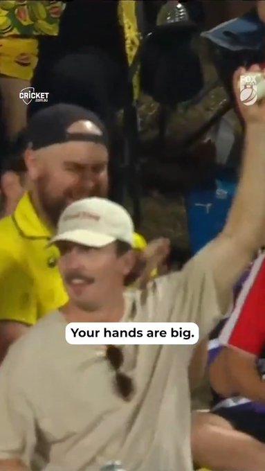 A crowd catch to remember 🔥 📹 Credits: Twitter/cricketcomau
