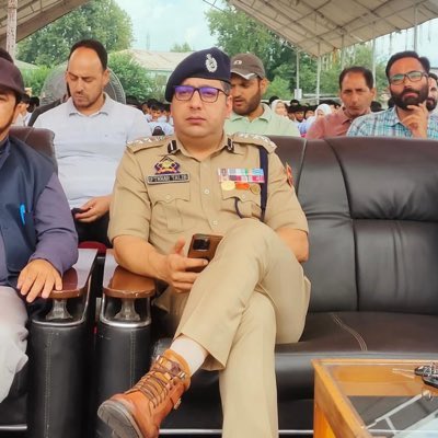 Sajid Yousuf Shah (@theskandar) on Twitter photo Congratulations to IGP Crime <a href="/sujitpchauhan/">Sujit Kumar Singh, IPS</a>, SSP <a href="/SrinagarPolice/">Srinagar Police</a>, <a href="/DrGVSundeep_IPS/">Dr.G.V.Sundeep Chakravarthy IPS</a>, and SSP <a href="/SoporePolice/">Sopore Police</a> <a href="/IftkharTalib/">Iftkhar Talib</a> on receiving the prestigious gallantry medals in recognition of exemplary leadership, professionalism, and fearless service.
#IndependenceDay2025 Congratulations to IGP Crime <a href="/sujitpchauhan/">Sujit Kumar Singh, IPS</a>, SSP <a href="/SrinagarPolice/">Srinagar Police</a>, <a href="/DrGVSundeep_IPS/">Dr.G.V.Sundeep Chakravarthy IPS</a>, and SSP <a href="/SoporePolice/">Sopore Police</a> <a href="/IftkharTalib/">Iftkhar Talib</a> on receiving the prestigious gallantry medals in recognition of exemplary leadership, professionalism, and fearless service.
#IndependenceDay2025