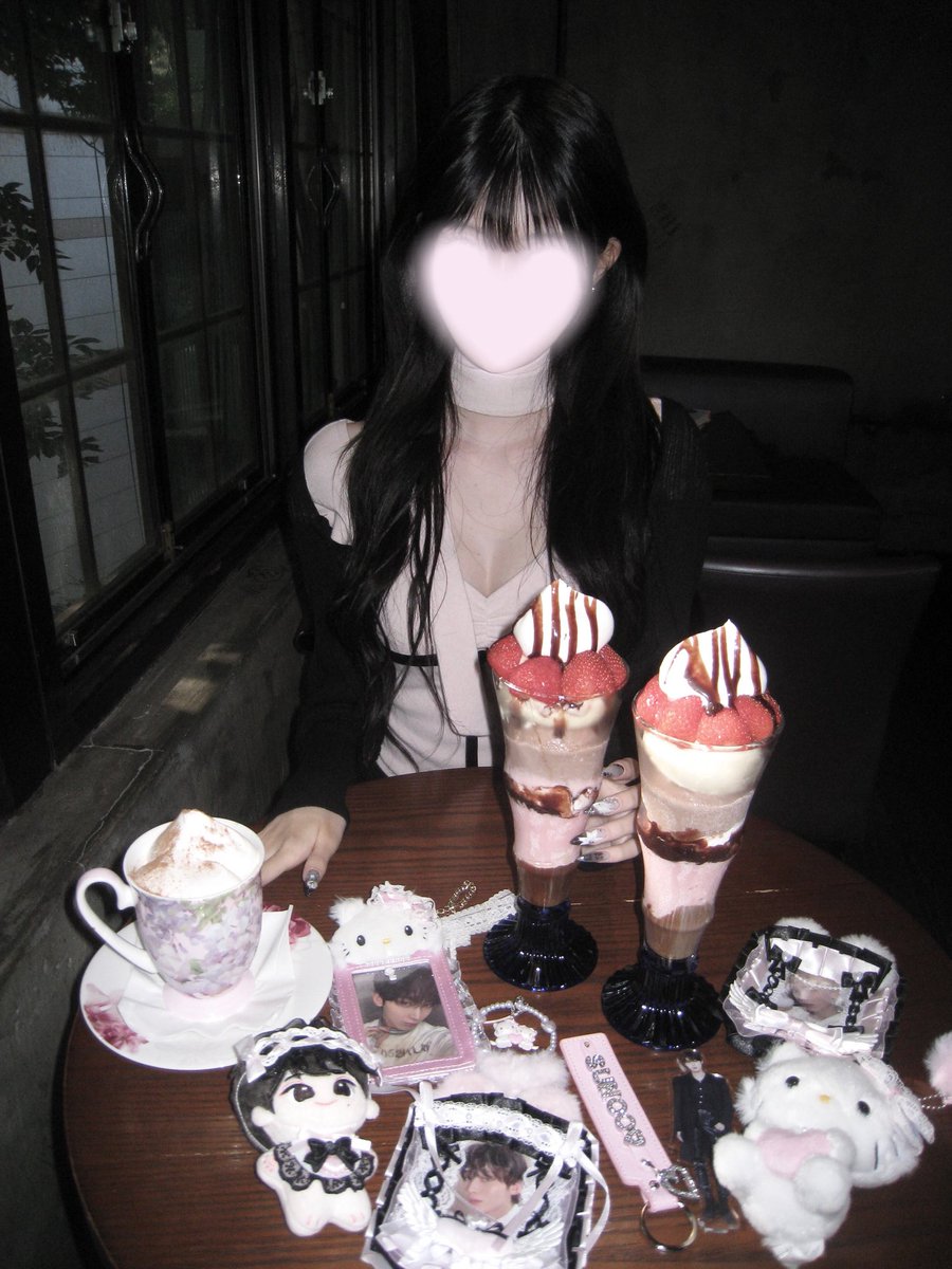 lloyui1's tweet photo. 가무☕️𓈒 𓂂𓏸 https://t.co/U5KB88UxkT