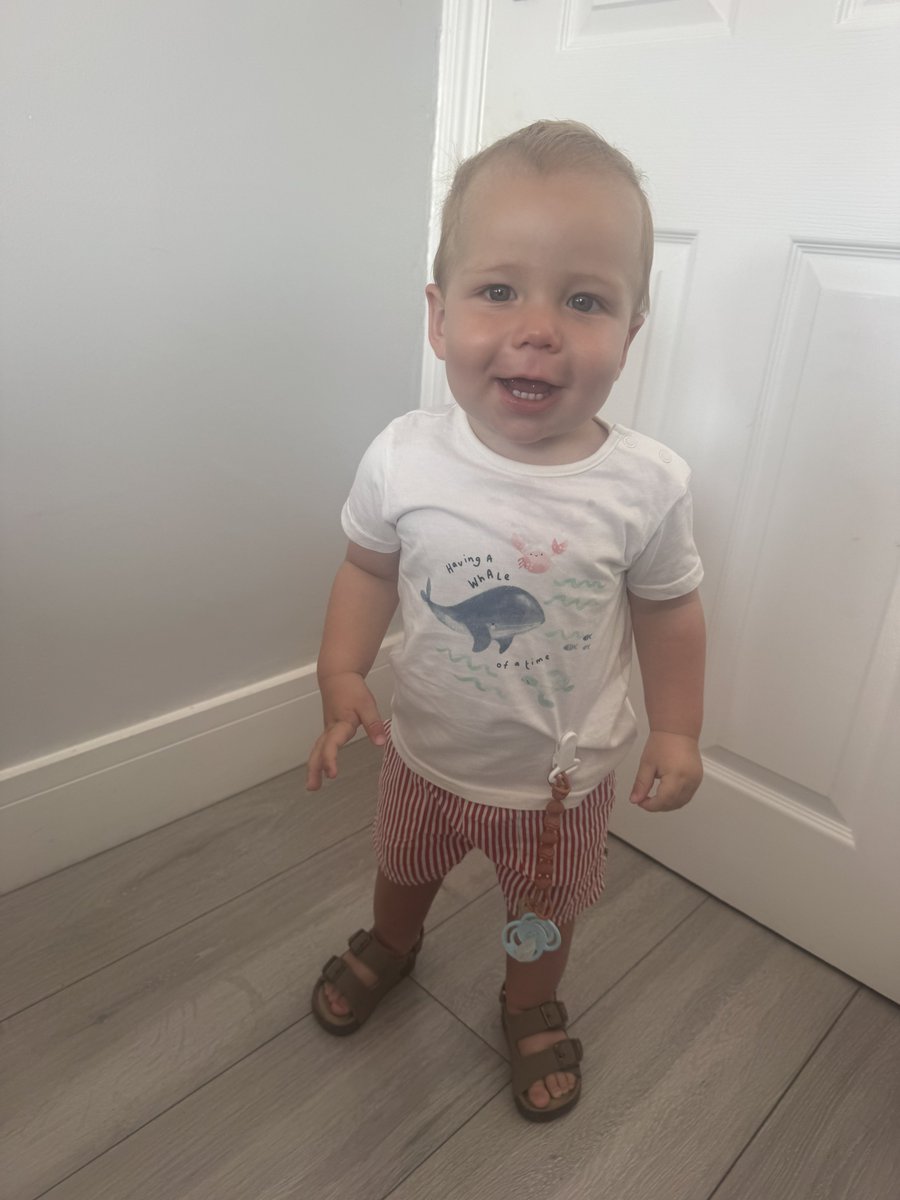 Growing up way too fast. Off for his settling in day bless him ❤️ <a href="/_nikkiedwardsx/">nikki south ✌</a>