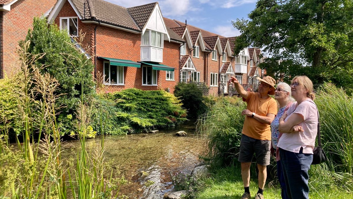 BeyondDementia_'s tweet image. Our #Kennet Muddy Boots group certainly know how to do sunny morning strolls in #Marlborough the right way! @selwoodhousing @WiltshireCAB @WiltsHive