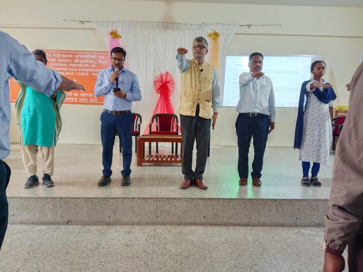 Glimpses of the pledge taken as part of Har ghar Tiranga- about Nasha mukt bharat on 12.08.2025