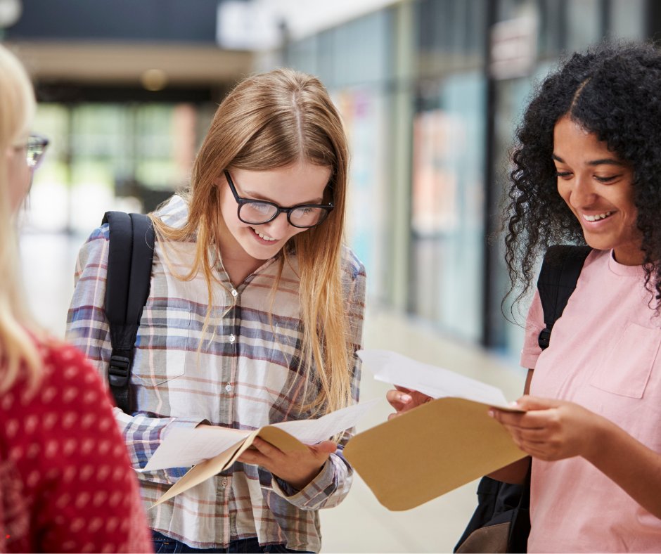 torfaencouncil's tweet image. It’s #ALevelResults day!
Best of luck to all pupils collecting their A Level results today at Ysgol Gymraeg Gwynllyw and  Torfaen Learning Zone – Coleg Gwent
 
As you open those envelopes. Whatever the outcome, you should be proud of your hard work and achievements. #NotInMissOut