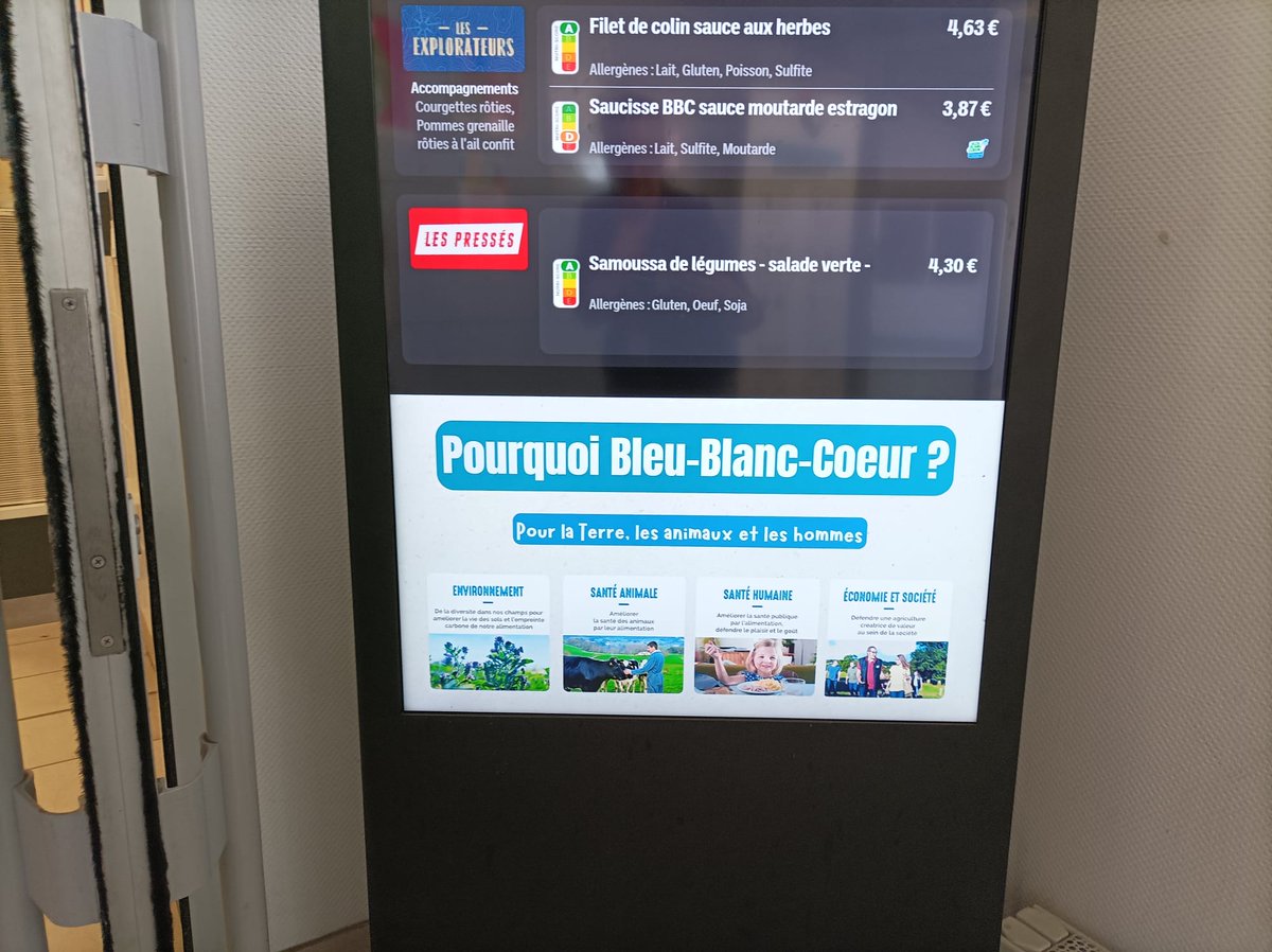 En Juillet, nous étions sur le site Manitou à Ancenis, géré par #Elior, pour participer à une semaine dédiée à la RSE. #BleuBlancCoeur a été choisi par l’équipe restauration comme engagement #RSE. Un délicieux menu Bleu-Blanc-Coeur a ainsi été proposé aux convives du restaurant.