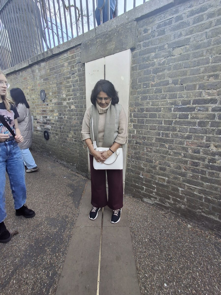 rupashreenanda's tweet photo. One afternoon, we packed in a vist to the #RoyalObservatory, the #TrafalgarTavern and a very long walk. Nature was in full bloom. The #RoyalObservatory is home to the #MeridianLine and the #GreenwichMeanTime (GMT)
It was a day well spent !
#Chevening #SAJP #Journalism https://t.co/9swmAh9svu