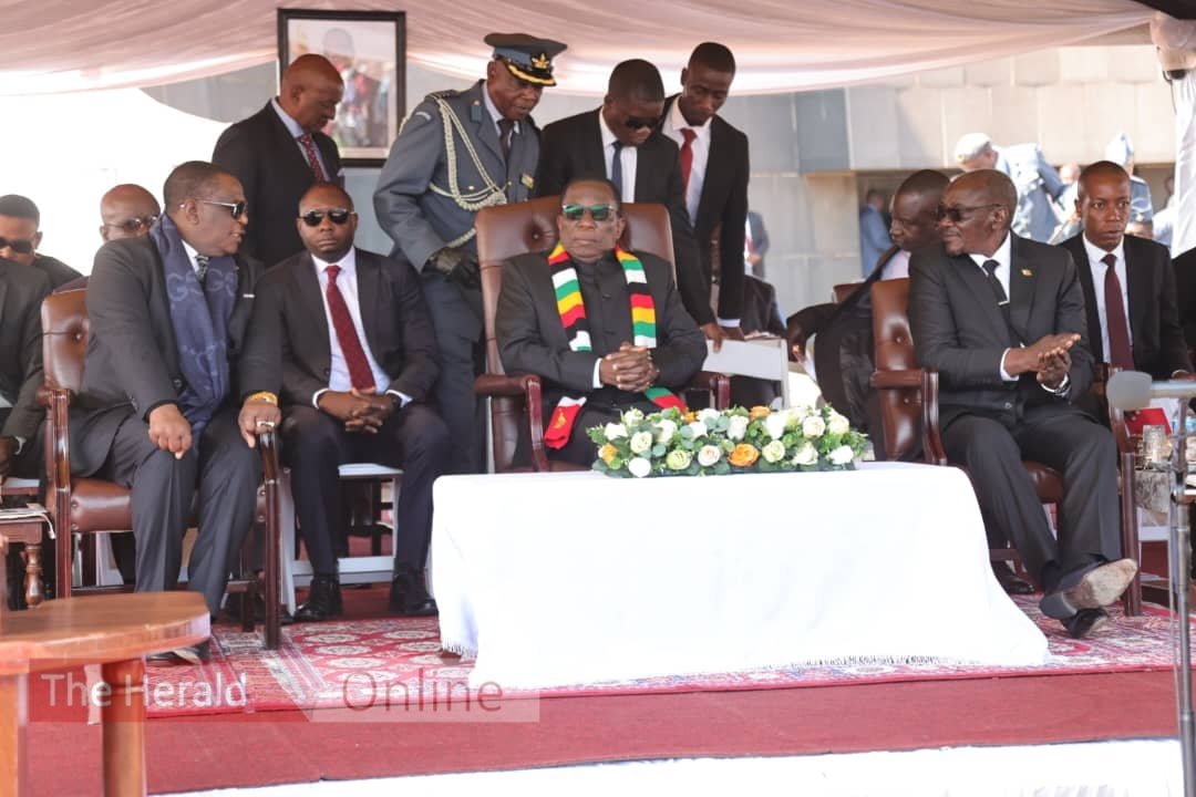 Vice Presidents, Dr Constantino Chiwenga, Cde Kembo Mohadi are also present at the National Heroes Acre for the burial of the national hero Cde Victor Kuretu.
📸: Believe Nyakudjara
