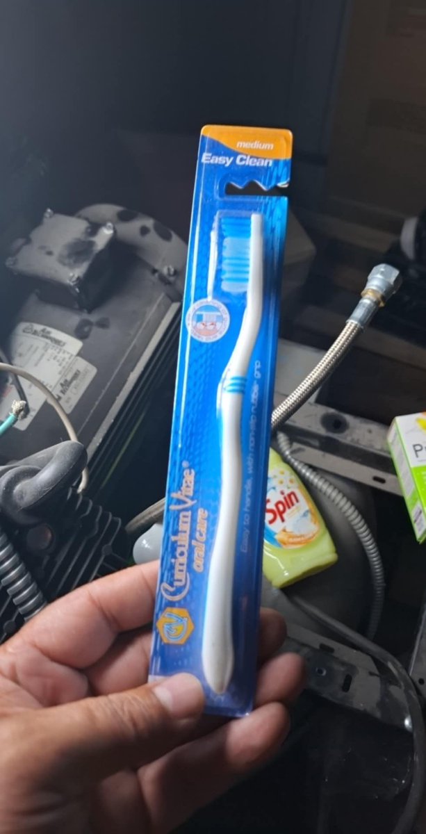- 160 kg of instant coffee
- 95 kg of sweets
- 100 liters of disinfectant
- 100 bottles of floor detergent
- 100 bottles of liquid soap
- 100 bottles of dish detergent
- 100 bottles of window cleaner
- 150 tooth brushes
- 150 tooth paste tubes
- 100 packs of skin cream