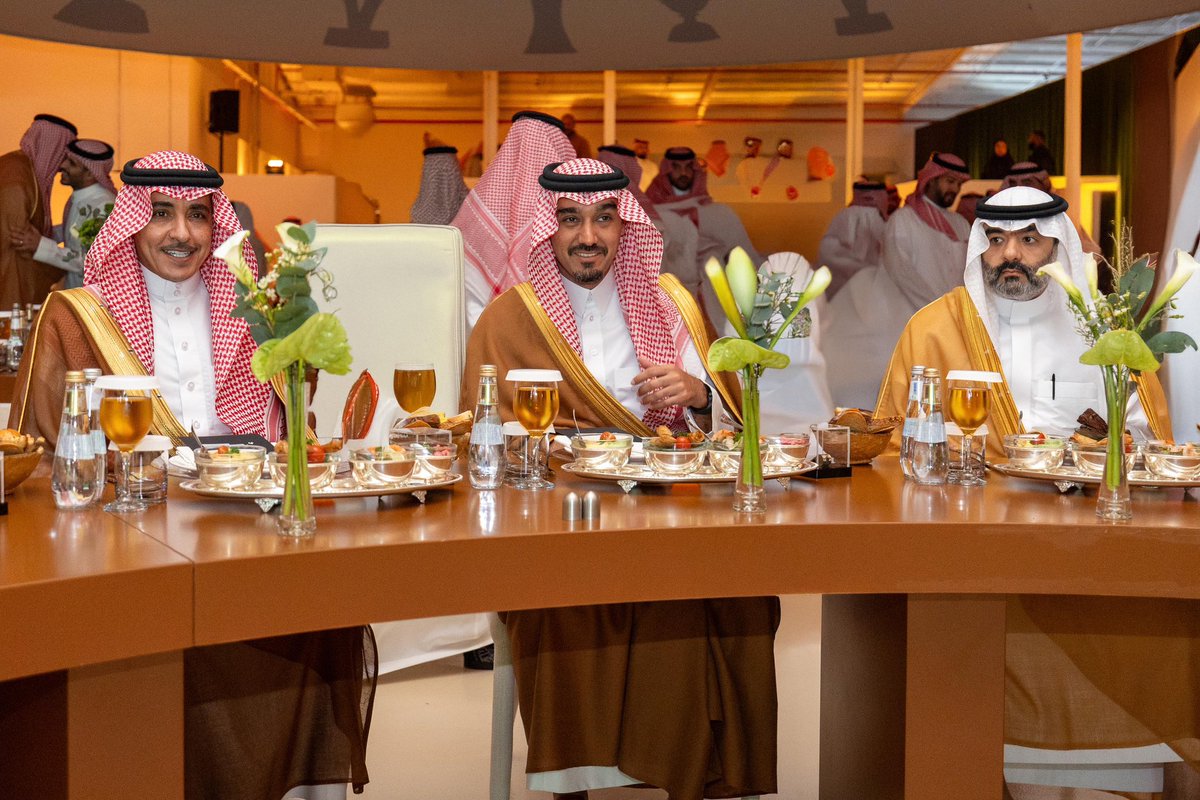 AbdulazizTF's tweet photo. أبارك للقائمين على "ثمانية"، إطلاق هذا المشروع، الذي نتطلع من خلاله أن يكون نموذجاً مميزاً ونوعياً في النقل التلفزيوني.

ثقتنا بكم كبيرة، وطموحنا لا حدود له، وتمنياتنا لكم بالتوفيق والنجاح 👏🏻 https://t.co/KMWSPBh63t