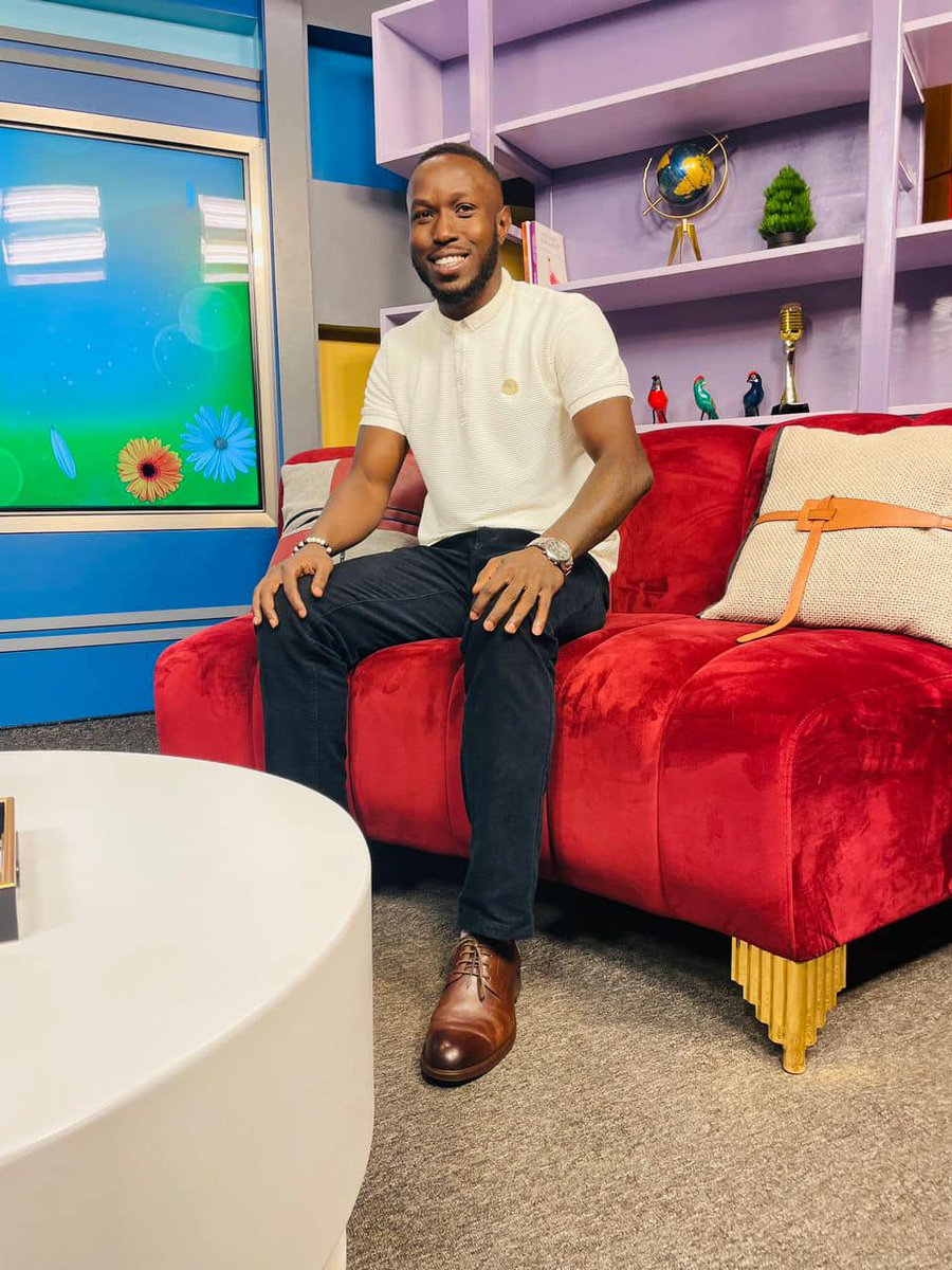 masyus11's tweet photo. Happy Earthstrong, Champion @ivan_magomu #M10
Your passion for the game continues to inspire many, both on & off the field. The struggle to liberate our sports is still on, and while we may lose some battles, we'ill ultimately win the war.
#FreeIvanMagomu #AthletesFirst https://t.co/rdosCwROdj