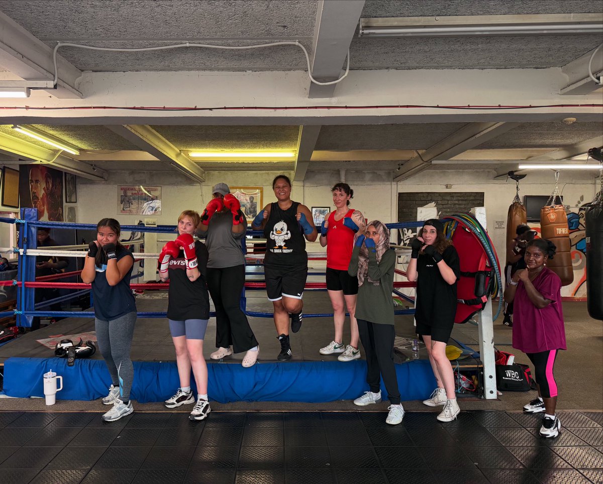 Well done on your session yesterday evening ladies and braving the heat 🥵 to train 💪🏼