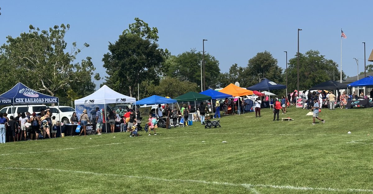 📸 We had a blast at the 7th Chicago PD #NationalNightOut!
WIN Recovery connected with neighbors, shared resources, and celebrated community healing. 💙
Thanks to everyone who stopped by! #WINRecovery #RecoveryMatters #CommunityStrong #TogetherWeHeal #ChicagoEvents