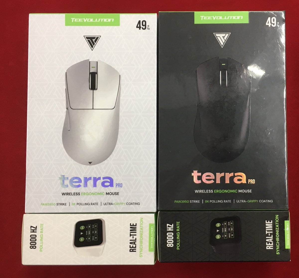 KOUBOU_nipponba's tweet photo. 🆕新商品入荷情報🆕
精密な操作が可能なゲーミングマウス✨
FPSで大活躍すること間違いなしです🎵

Teevolution TERRA PRO Black/White　各¥17,800

・49gの軽量デザイン
・8K ポーリングレート
・LCDディスプレイ付きドングル付属
・PAW3950センサー搭載
#Teevolution #パソコン工房 #大阪日本橋 https://t.co/qUgBsvZV9R