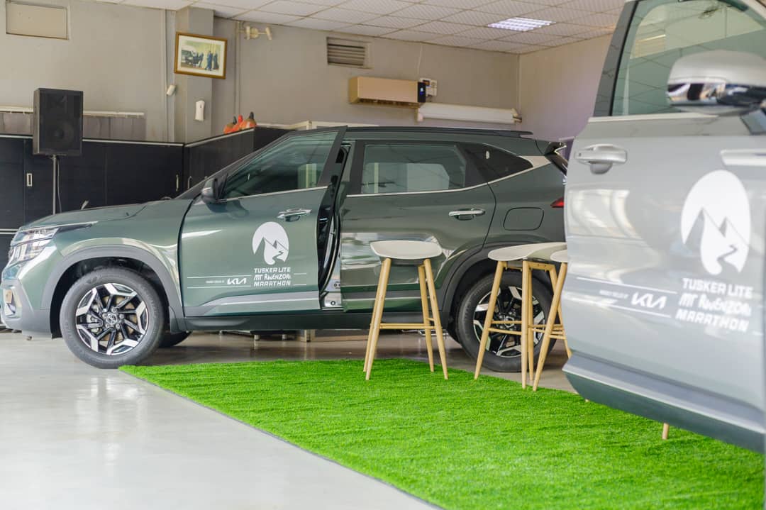 WasswaEmma_'s tweet photo. It's time for Kasese now @kia_uganda is ready to fuel and support Uganda's Biggest Marathon 

23rd Aug Kasese Tujja

#TuskerLiteRwenzoriMarathon https://t.co/16ANFQJyXZ