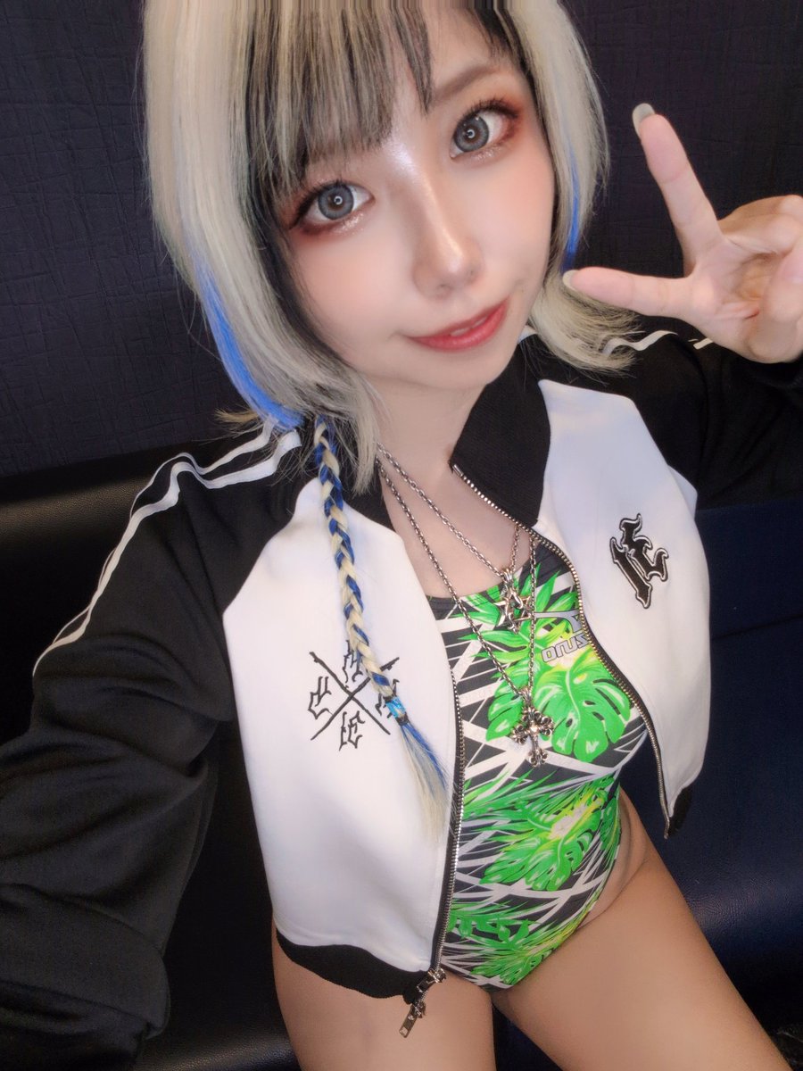 競泳水着カフェいるよん！
オープンからお客さんありがとう♡

今日は誰が来てくれるんだろうか！？
23:00まで今日も元気にやってるよー！
<a href="/HEAVENkyouei/">競泳水着カフェ@HEAVEN</a>