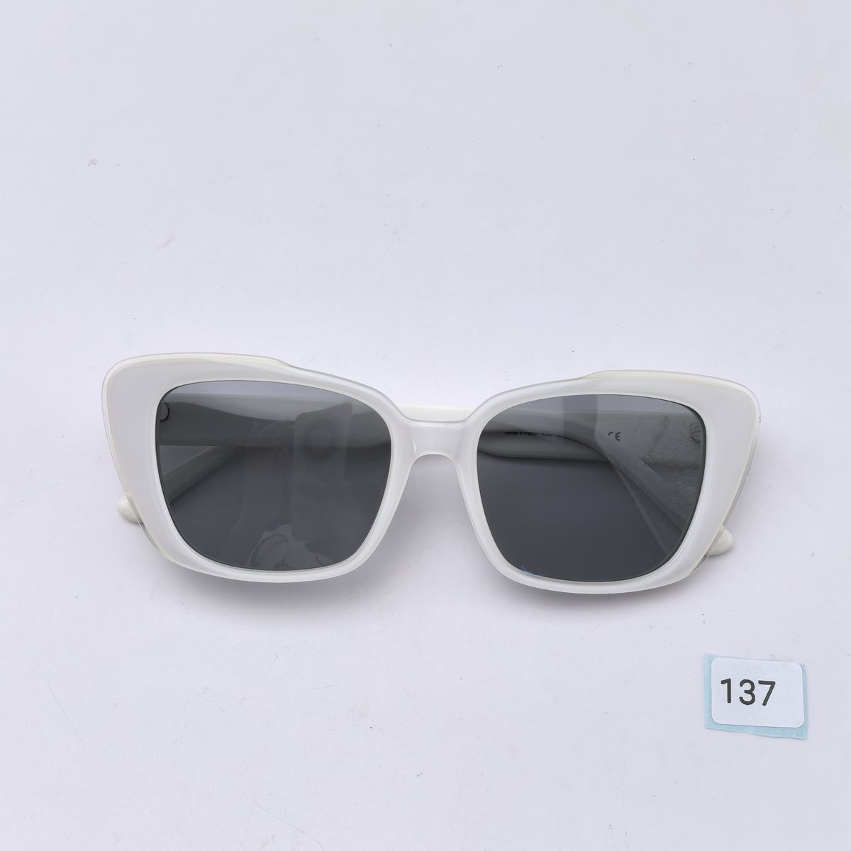CrystalOptical's tweet photo. What's app:  008617768667106
Code:137

#sunglasses #sunglasseslover #sunglassesmarket #sunglassesfashion #sunglasseswholesalemarket https://t.co/VFqwx6Fimn